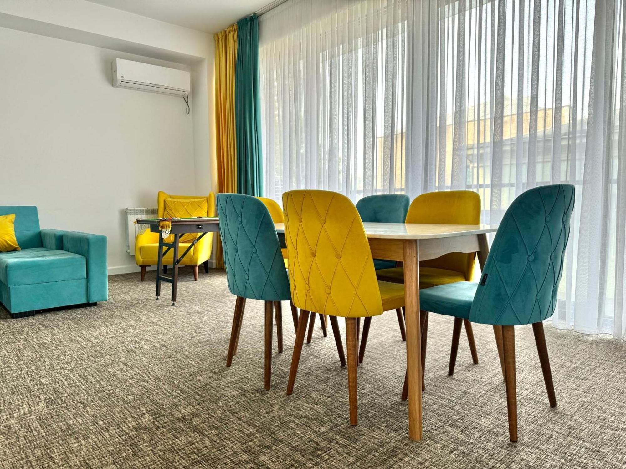 Full Comfort Apartment At Chavchavadze Tbilisi Exterior photo